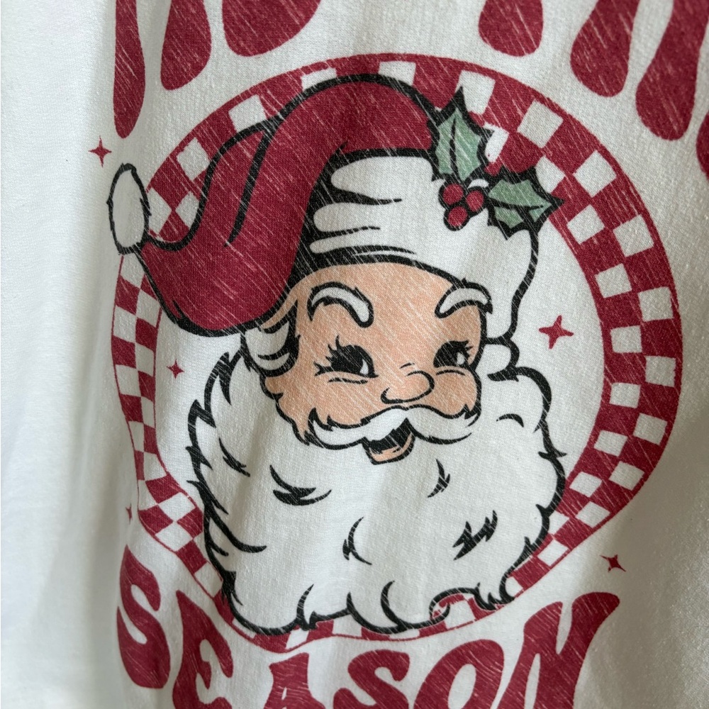 🌺 ‘Tis the Season Santa Sweatshirt 🎅🏼 - Picture 2 of 5